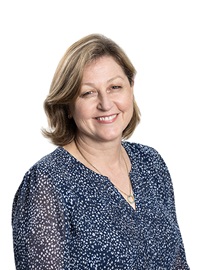 Dr Robyn Yeo